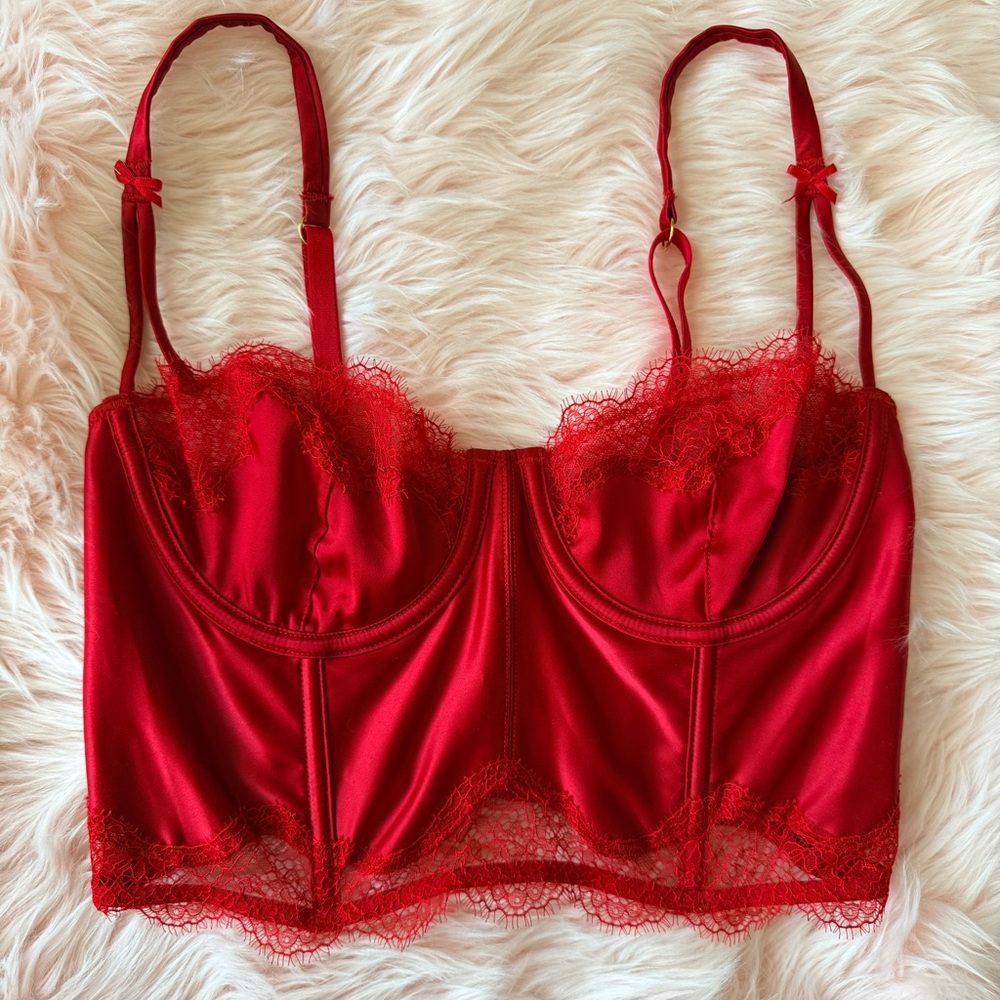 Victoria’s Secret Red Bustier 32C